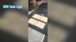 Uraban Yollarında Kullanılan İki Modüllü Solar Sokak Lambası Renk Sıcaklığı 4000K.