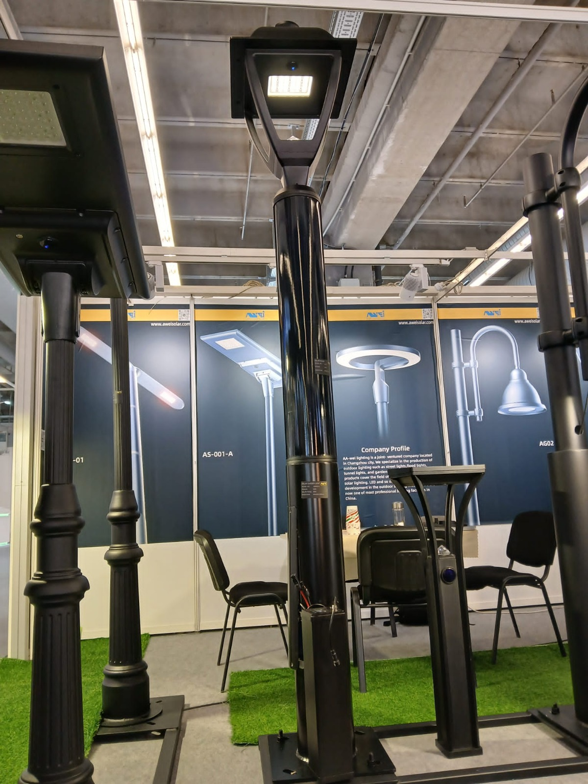 Son şirket blogları hakkında Temperli Cam Güneş Silindirik Modülü Resmi Olarak Piyasaya Sürüldü.