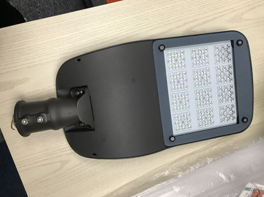 satın al Alüminyum 60W 100W 150W 200W Dış LED Sokak Işıkları CE Sertifikası ile Su geçirmez IP65 Otoyol, Ana Yol için kullanılır online manufacture