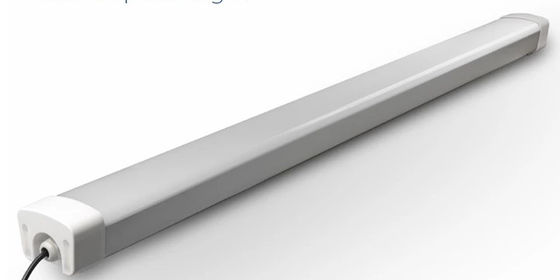Süpermarket Suya Dayanıklı LED Batten Işık AC85 - 265V Giriş Voltajı 0.9 PF